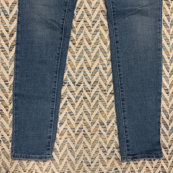 Levi’s Skinny Jeans - Picture 4 of 5